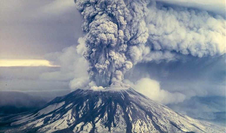 Volcán erupcion - entropia