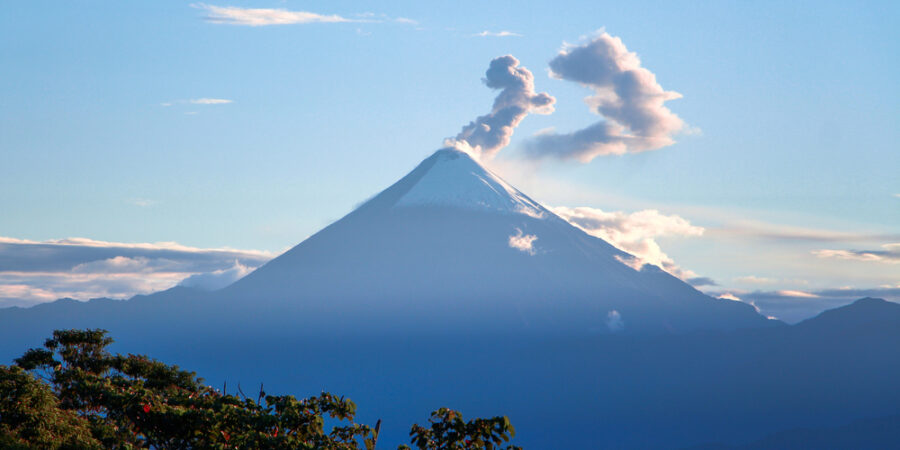 Volcán Sangay - volcanes activos